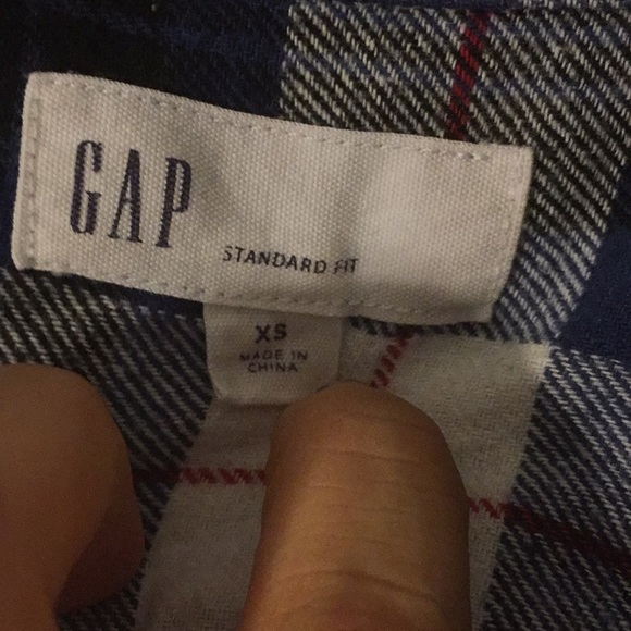Gap Buffalo Plaid Women’s Button Down - Picture 2 of 2